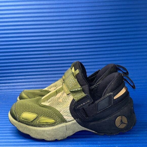 Size 6.5Y- GS Nike Jordan Trunner LX BR Camo Basketball Shoes 897997-030 W- 8 - Picture 2 of 8